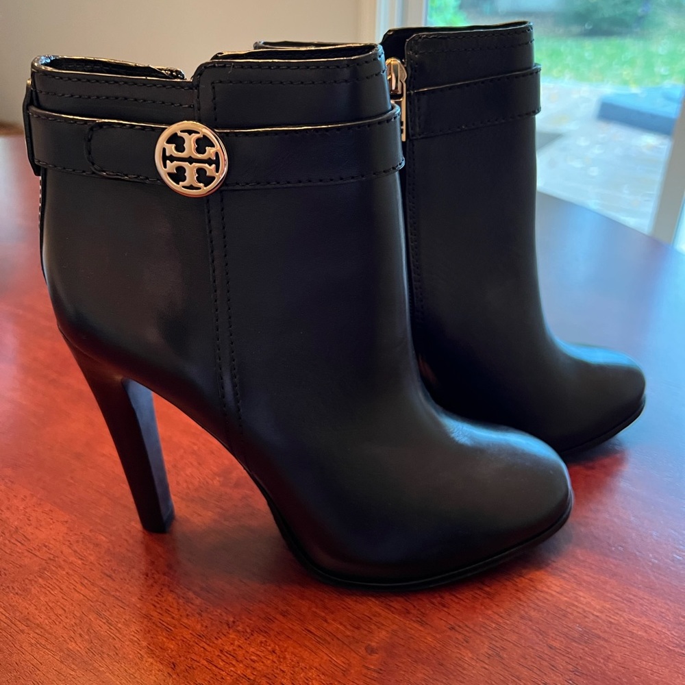 Tory Burch Boots